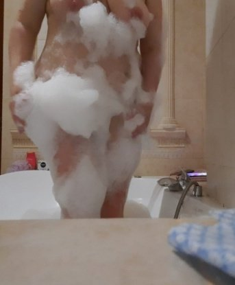 Со мной ты познаешь настоящее наслаждение и страсть.
✨ Моя нежность и опыт позволят нам насладиться каждой минутой нашей встречи. Я создам атмосферу романтики и соблазна, в которую ты погрузишься без остатка. Мои губки будут ласкать и целовать каждый сантиметр твоего тела, подарив ни с чем не сравнимые ощущения.
💃 У меня множество возможностей для твоего удовольствия. От эротического массажа до игр ролевых. Я предлагаю классический и оральный секс, анальные эксперименты и специальные услуги по твоему выбору. Никаких запретов и ограничений - лишь твои фантазии и моё желание удовлетворить тебя полностью.
🔥 Мои довольные клиенты оставляют самые лестные отзывы о наших встречах. Профессионализм, дискретность и интимная атмосфера - вот, что делает меня особенной. Уверен, когда увидишь мои фото, твоё сердце забьётся быстрее.
🌆 Жду тебя в Москве, чтобы погрузиться в мир незабываемого сексуального приключения. Не упускай возможность насладиться моей компанией и позвони мне прямо сейчас. Вместе мы создадим волшебные моменты и расправим крылья фантазии. Светлана
